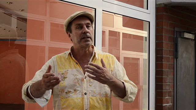 Martin Strautz beantwortet Fragen zur Freien Kunst- und Kulturszene